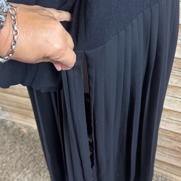 Zara Size M Black Pleaded Long Cover Up sz Med - Picture 4 of 6